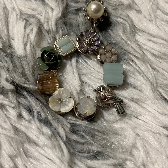 Floral Bird Charm Pendant Necklace Delicate Feminine Statement Jewelry - Picture 2 of 2